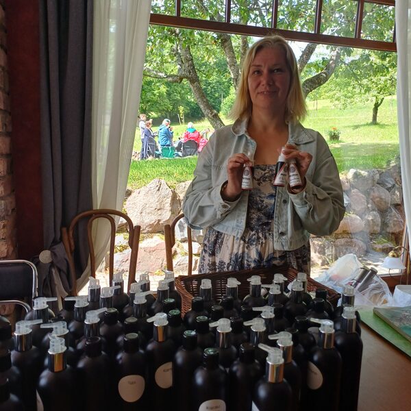 Hidrolātu pasaulē ved Melita Januša Rauba