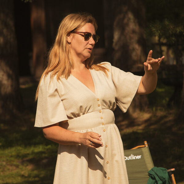 Melita Januša Rauba savā darbā izmanto arī pieeju iepriekšējās dzīvēs piedzīvotajam.