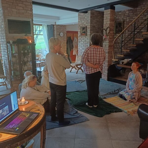 Iepazīstam savas attiecības ar Dzīvo un Mirušo Lauku, Starpzonu un Augšpasauli.