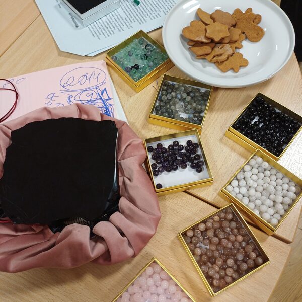 Improvizētā pērļotava....