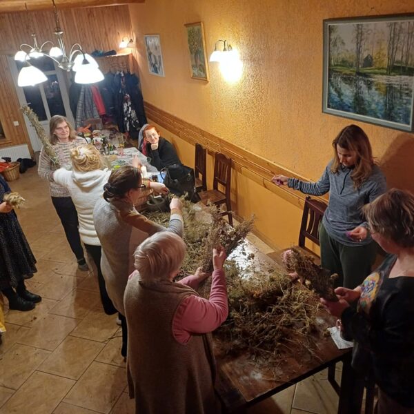 Tie nav sauso ziedu pušķii, bet gan kvēpekļi Ziemeļa sveikšanai.