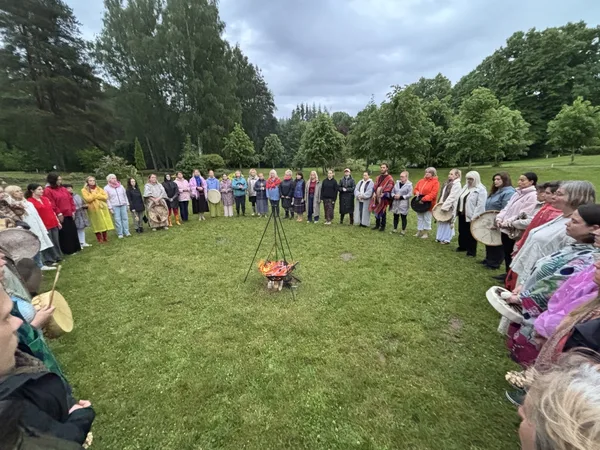 un kādā brīdī rodas jaunais - kopīgais