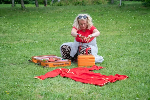 Sanita Aišpure modina seksualitātes dažādos aspektus