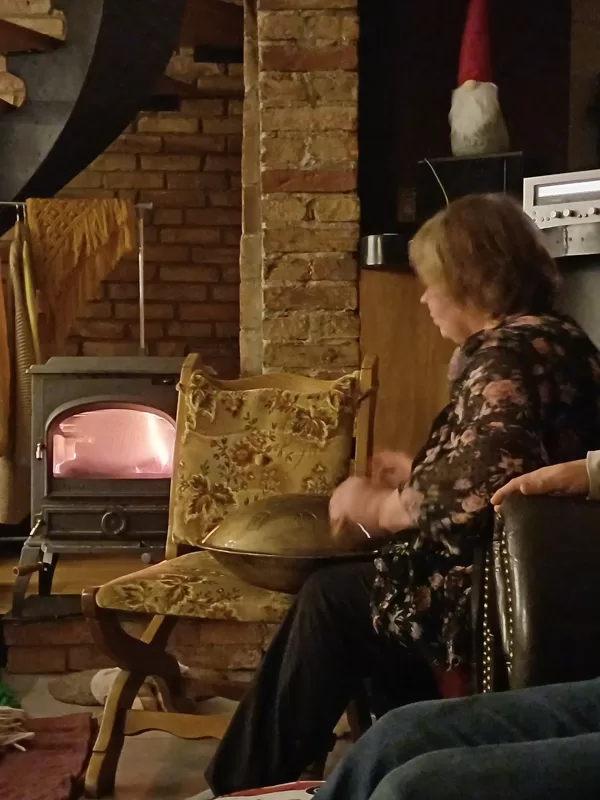 Egle Gundega ieskandina vakaru